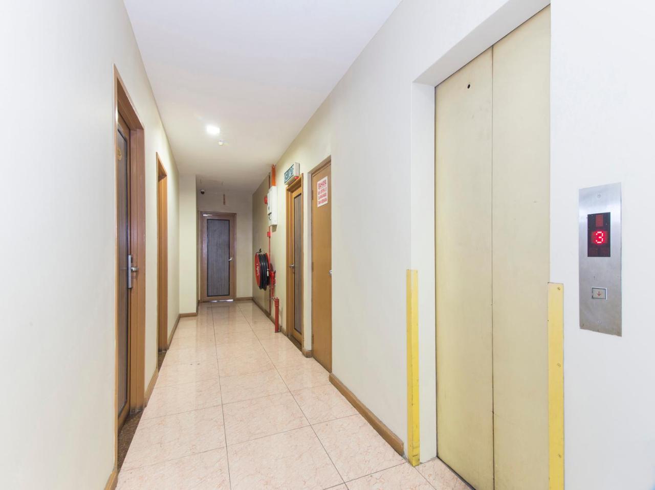 Oyo 422 Hotel Reno Kuala Lumpur Luaran gambar
