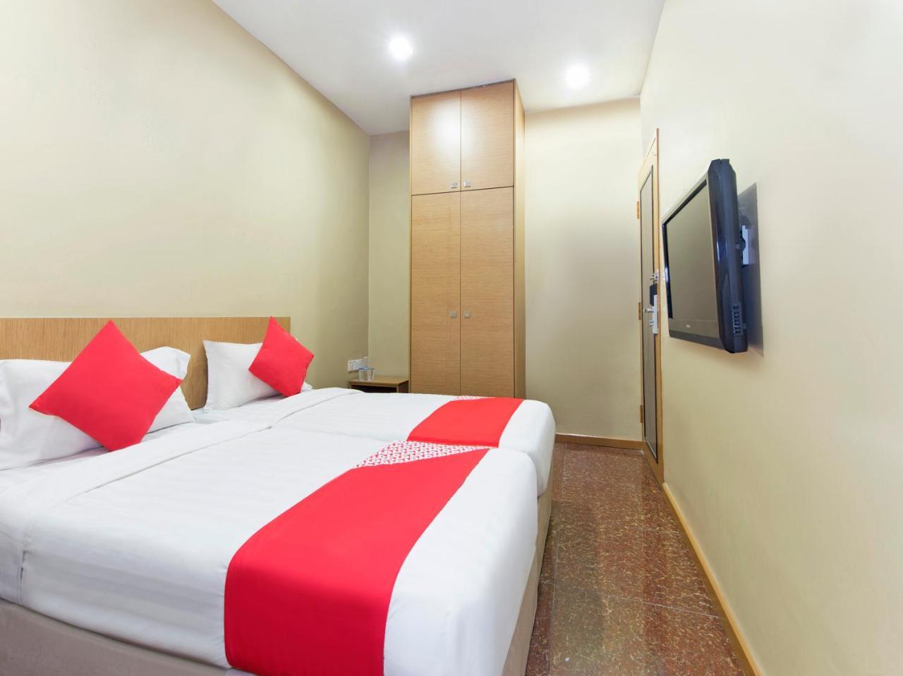 Oyo 422 Hotel Reno Kuala Lumpur Luaran gambar
