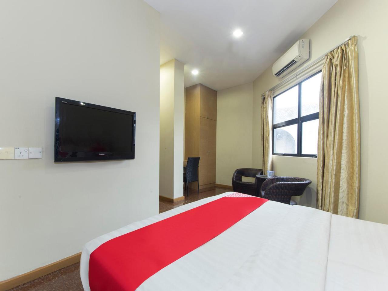 Oyo 422 Hotel Reno Kuala Lumpur Luaran gambar