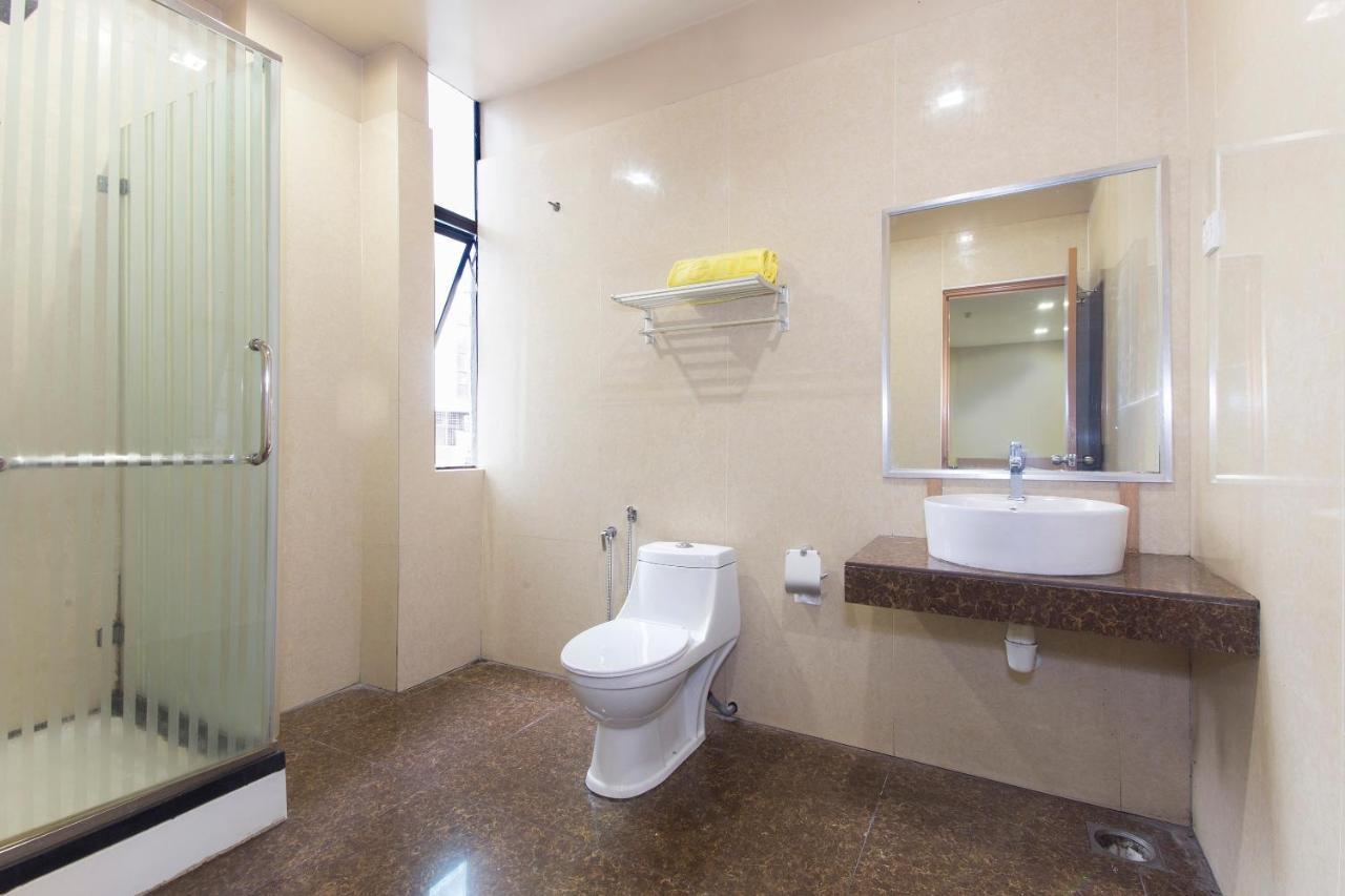 Oyo 422 Hotel Reno Kuala Lumpur Luaran gambar