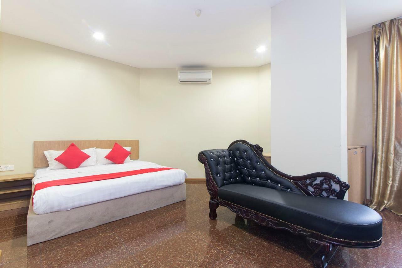 Oyo 422 Hotel Reno Kuala Lumpur Luaran gambar